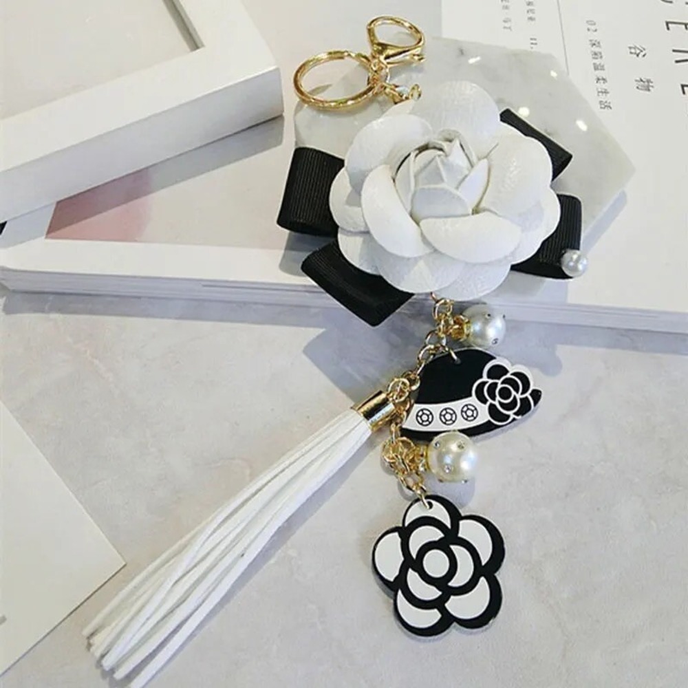 Luxury Bag Black White Woman Keychain  Car Camellia Bags key Chain New